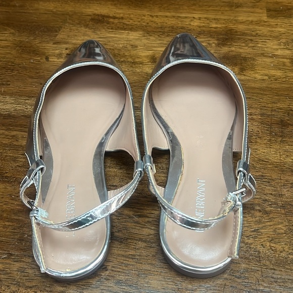 Lane Bryant size 10 W silver flats, women. - Picture 4 of 10